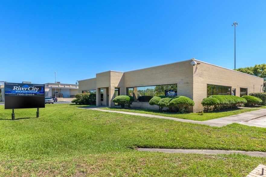 More Photos Of 5018 Spring Park Rd, Jacksonville Office For Lease