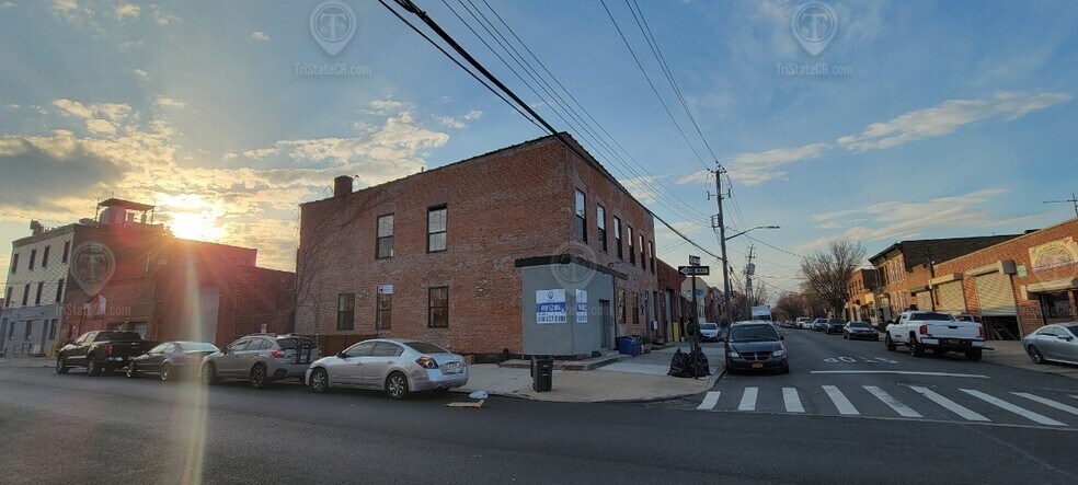 More Photos Of 27 Coffey St, Brooklyn Schools For Lease