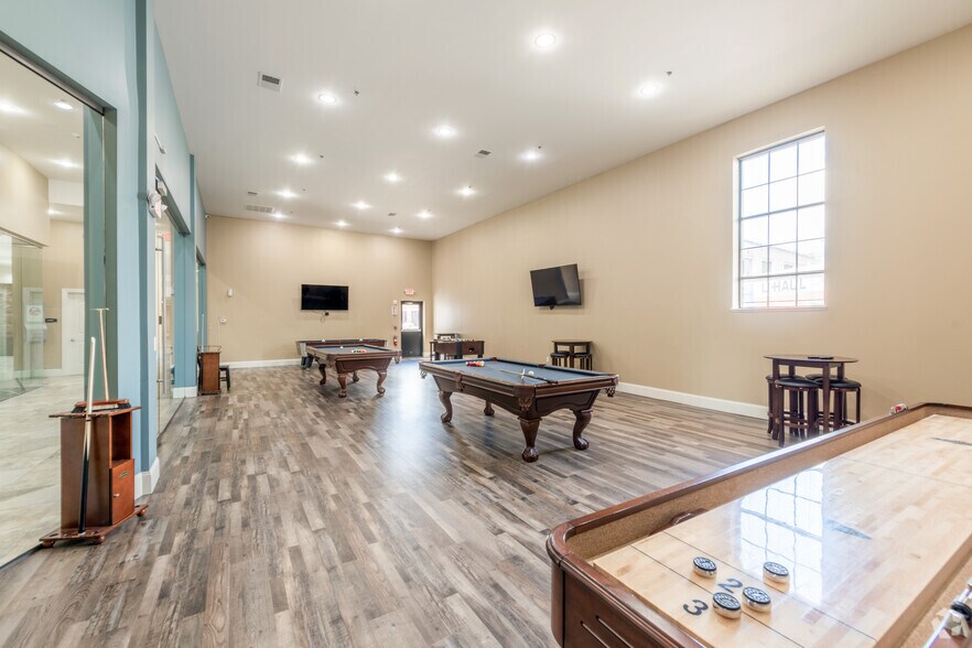 More Photos Of 12 Eagle St, Providence Apartments For Lease