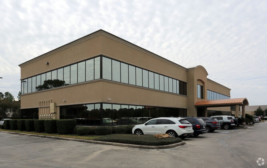 More Photos Of 8687 Louetta Rd, Spring Office For Lease