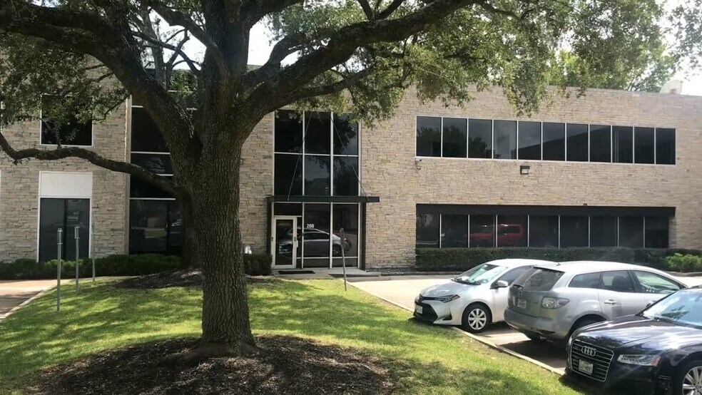 Primary Photo Of 4909 Bissonnet St, Bellaire Medical For Lease