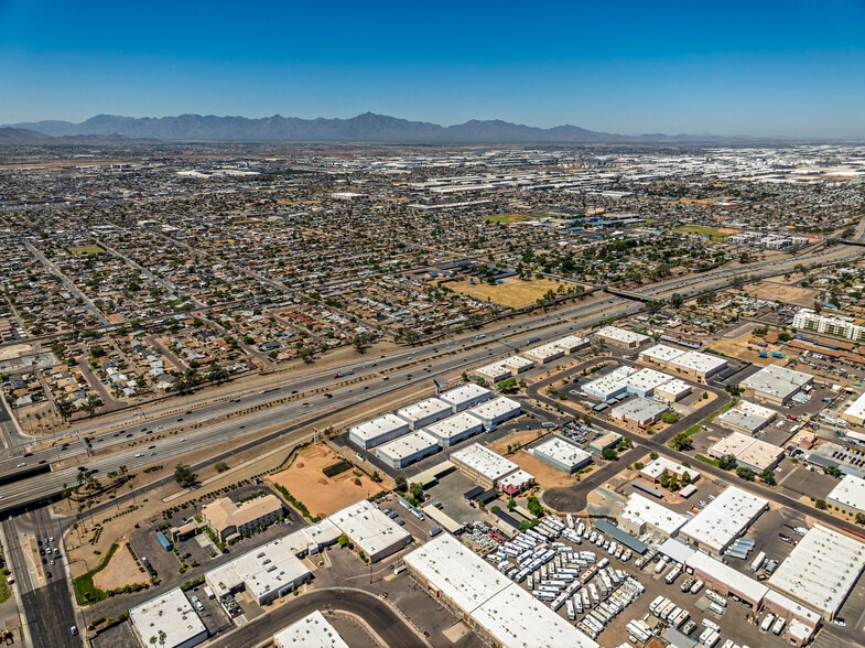 More Photos Of 1329 N 29th Ave, Phoenix Warehouse For Lease