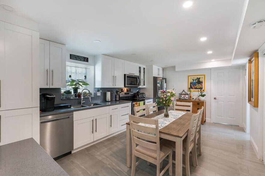 More Photos Of 100636 Overseas Hwy, Key Largo Storefront Retail Residential For Sale