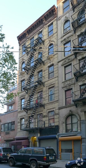 More Photos Of 40 Rivington St, New York Apartments For Lease