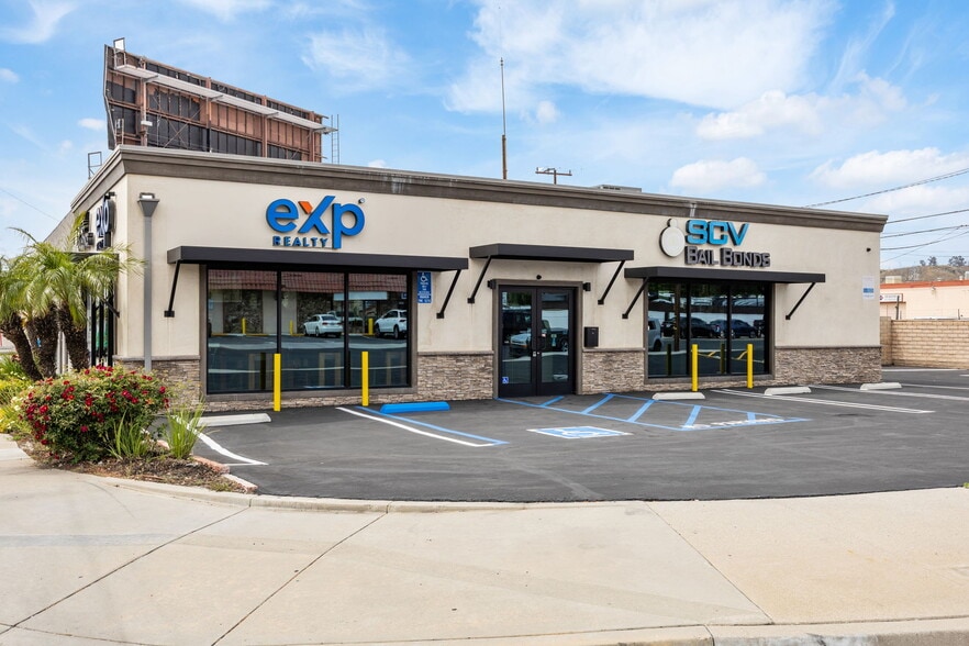 Primary Photo Of 20605 Soledad Canyon Rd, Canyon Country Office For Sale