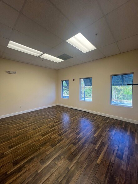 More Photos Of 160 Cypress Point Pky, Palm Coast Storefront Retail Office For Sale