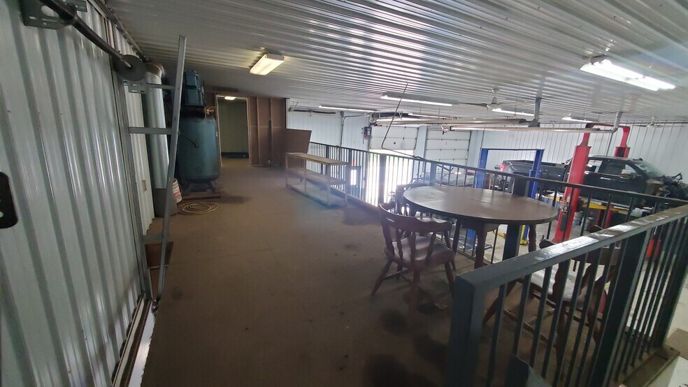 More Photos Of 9449 Genesee St, New Lothrop Auto Repair For Sale