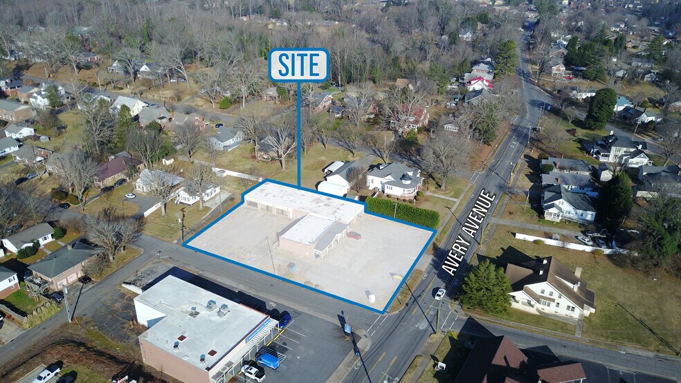 More Photos Of 301 Avery Ave, Morganton Storefront For Sale