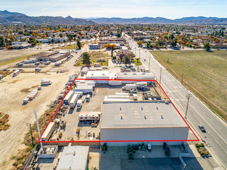 More Photos Of 410 N State St, Hemet Freestanding For Sale