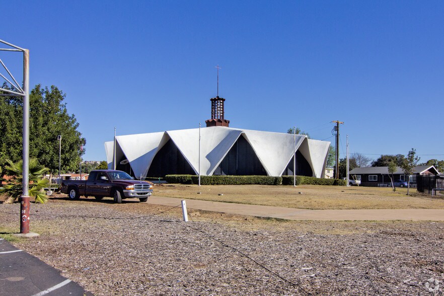 More Photos Of 2770 Glebe Rd, Lemon Grove Religious Facility For Lease