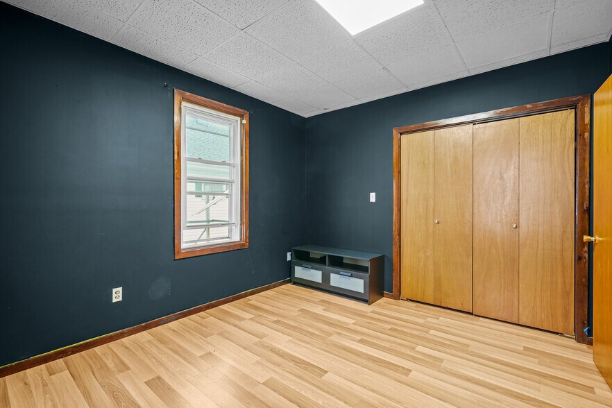 More Photos Of 337 Columbia St, Fall River Apartments For Sale