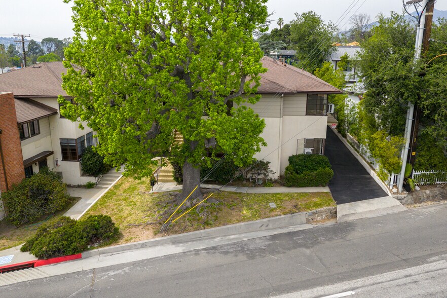 More Photos Of 2629-2643 1/2 Lake Ave, Altadena Apartments For Sale