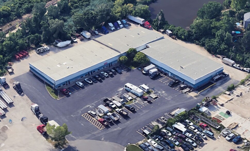 Primary Photo Of 14-16 Prosper Ct, Lake In The Hills Manufacturing For Lease