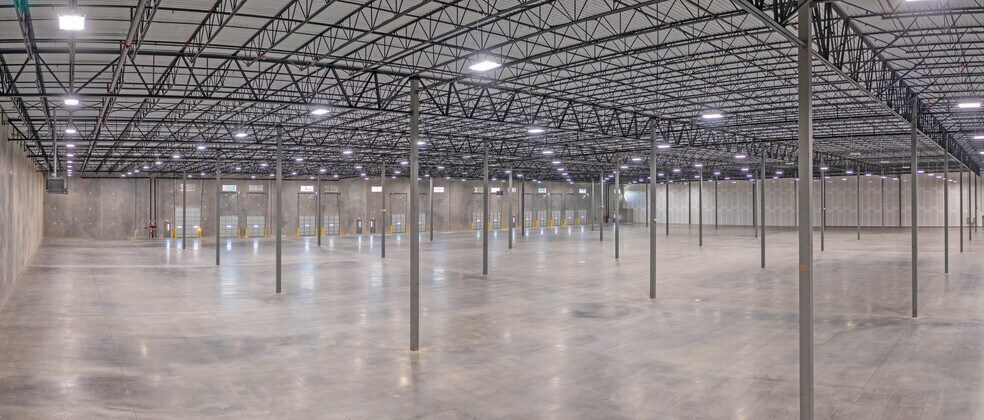 More Photos Of 250 Wilson Bridge Rd, Fountain Inn Warehouse For Lease