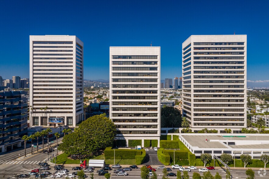 More Photos Of 11150 Santa Monica Blvd, Los Angeles Office For Lease