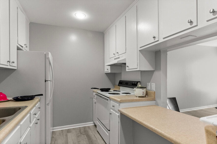 More Photos Of 407 N College St, Tullahoma Apartments For Sale