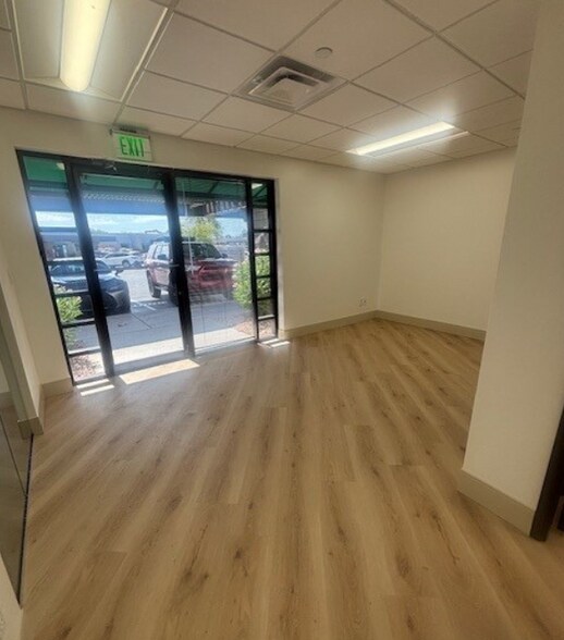 More Photos Of 10617 N Hayden Rd, Scottsdale Unknown For Lease