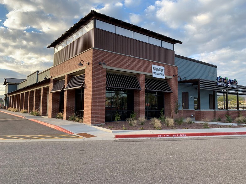 More Photos Of 20755 W McDowell Rd, Buckeye Medical For Lease