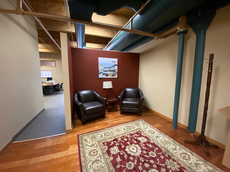 More Photos Of 413 Wacouta St, Saint Paul Office Residential For Lease
