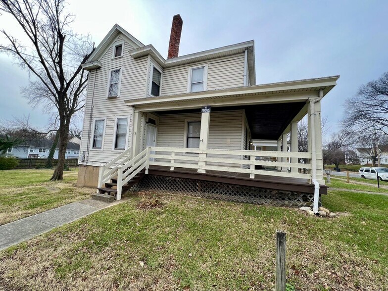 More Photos Of 1202 Melrose Ave NW, Roanoke Multifamily For Sale