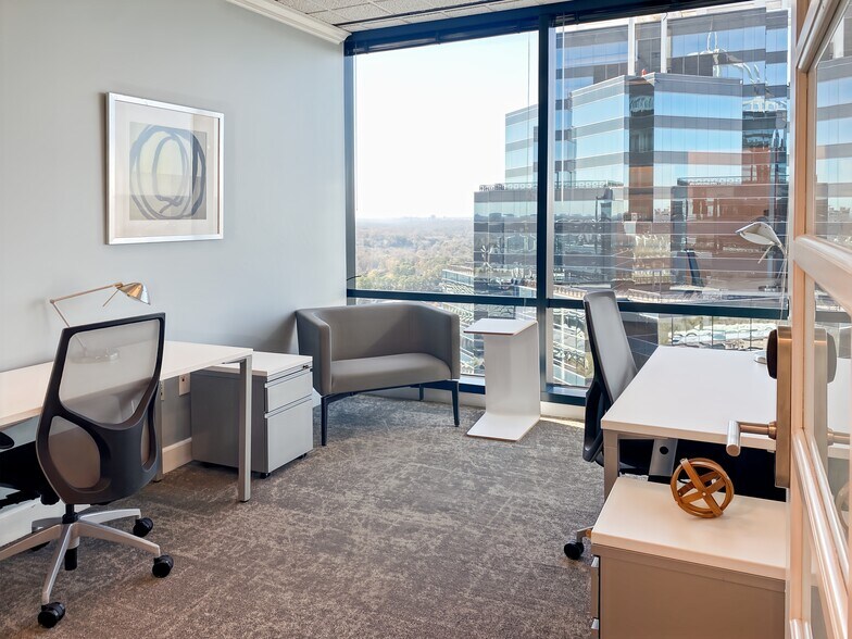 More Photos Of 5 Concourse Pky NE, Atlanta Coworking Space