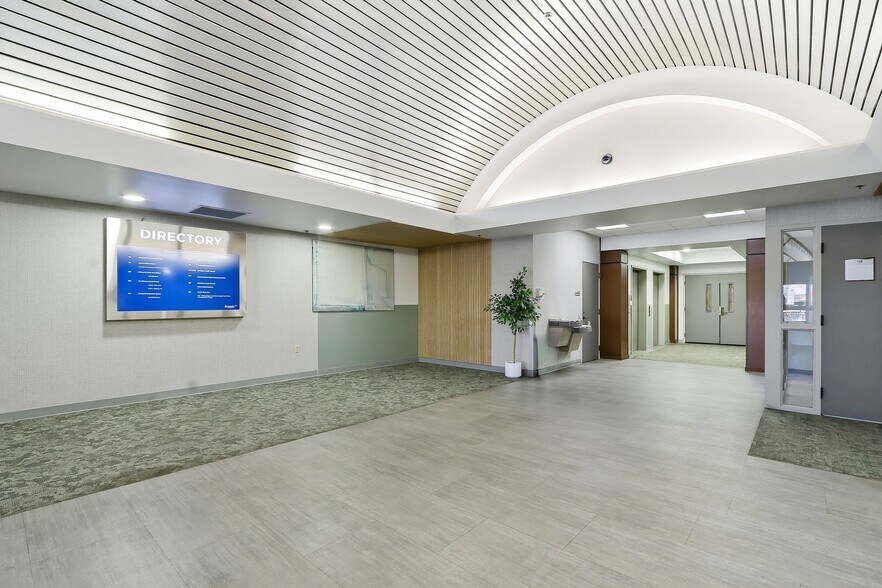 More Photos Of 2400 Trawood Dr, El Paso Medical For Lease