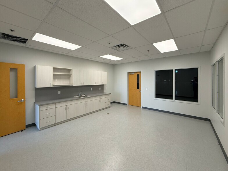 More Photos Of 1500 E 2nd St, Eddystone Warehouse For Lease