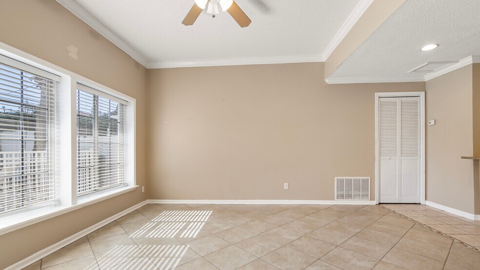 More Photos Of 1656 Scenic Gulf Dr, Destin Apartments For Sale