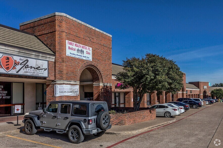 More Photos Of 4041 W Wheatland Rd, Dallas Unknown For Lease