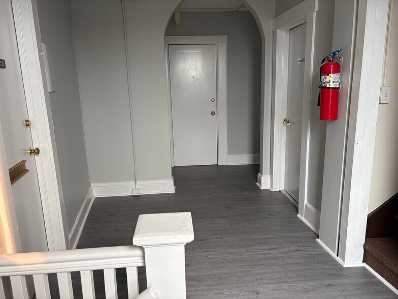 More Photos Of 354 Bloomfield Ave, Caldwell Storefront Retail Office For Lease