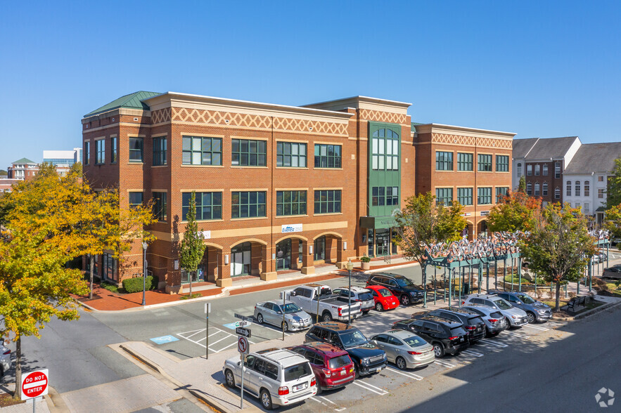 More Photos Of 502-514 Main St, Gaithersburg Office For Lease