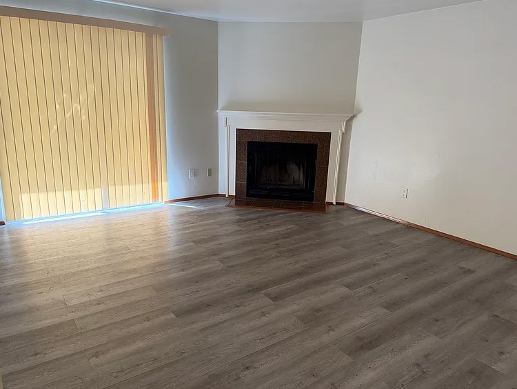 More Photos Of 14020 SE 8th St, Bellevue Apartments For Sale