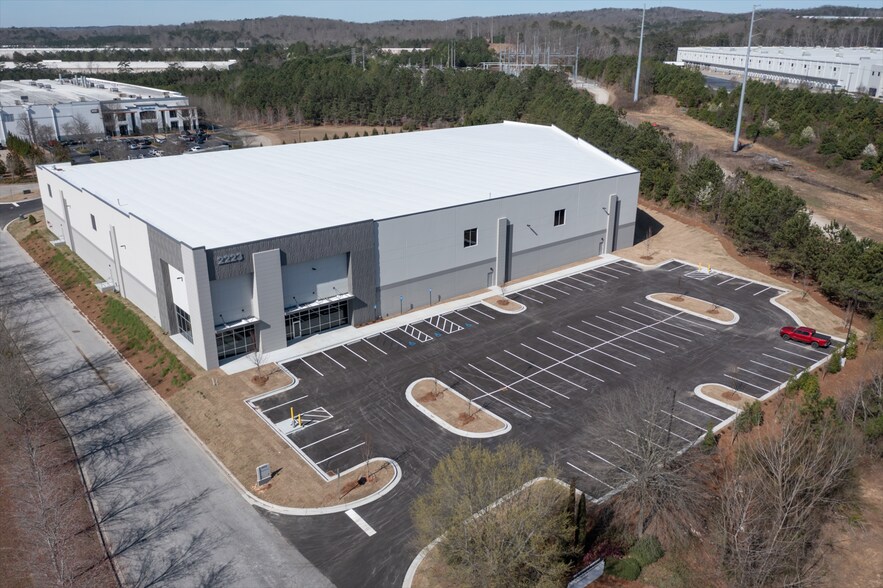 More Photos Of 2223 Thornton Rd, Douglasville Warehouse For Lease
