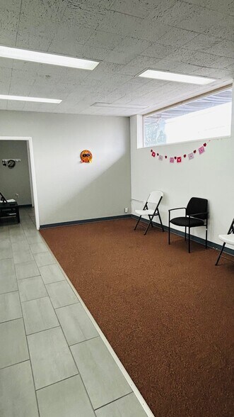 More Photos Of 302 S Collins St, Plant City General Retail For Sale