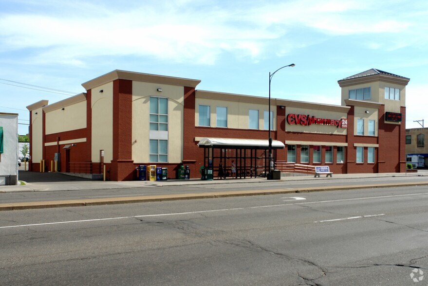 More Photos Of 499 Snelling Ave N, Saint Paul Drugstore For Lease