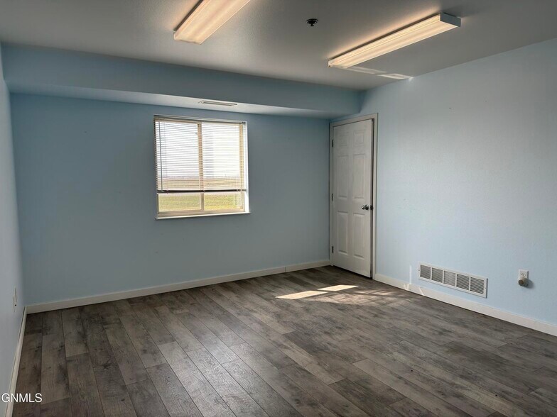 More Photos Of 4100 Hagen Ave, Bismarck Light Distribution For Sale