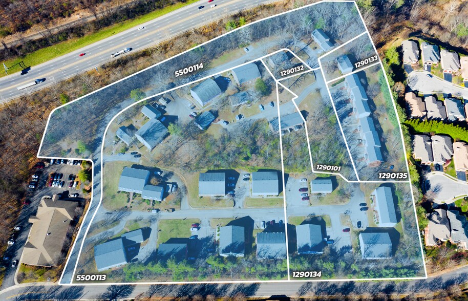 More Photos Of 803 King James St SW, Roanoke Multifamily For Sale