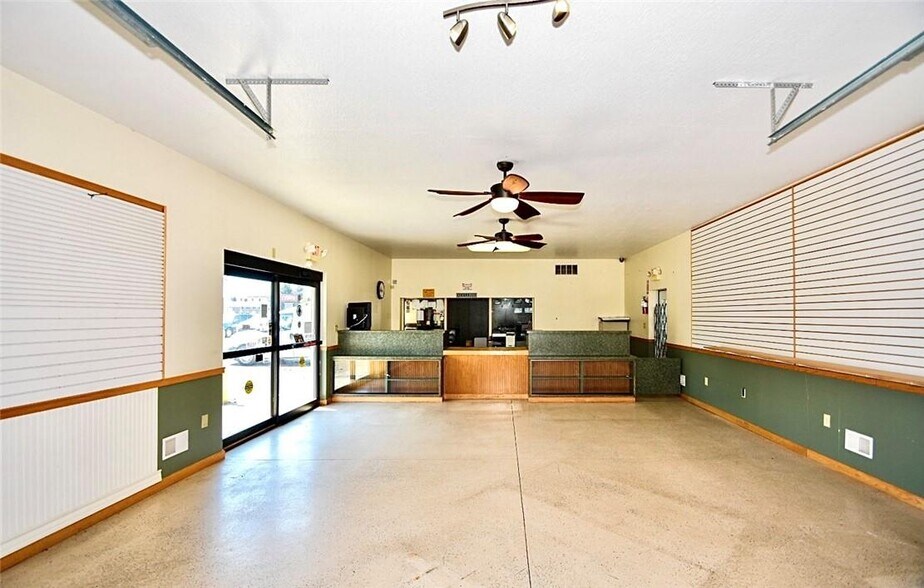 More Photos Of 4001 Cleveland Ave S, Canton Industrial For Sale