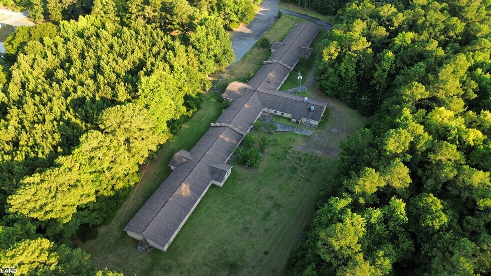 More Photos Of 206 Wannish Ave, Lake Waccamaw Congregate Senior Housing For Sale