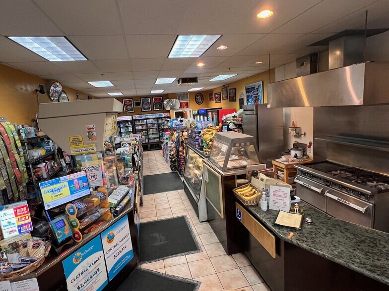 More Photos Of 517 S B St, San Mateo Convenience Store For Sale