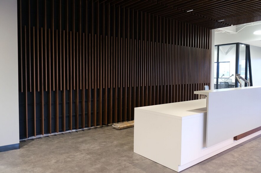 More Photos Of 12747 Olive Blvd, Creve Coeur Coworking Space