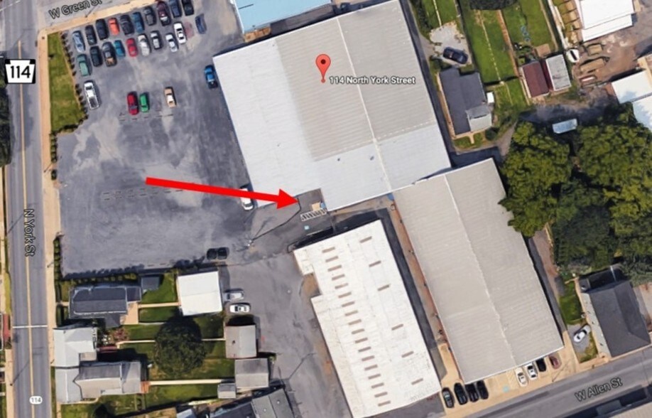 Primary Photo Of 114 N York St, Mechanicsburg Warehouse For Lease
