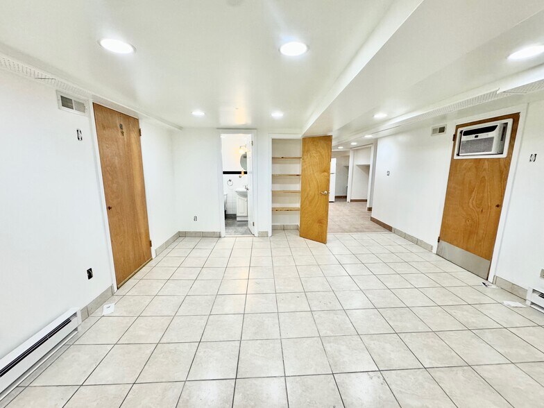 More Photos Of 4605 30th Ave, Astoria Apartments For Lease