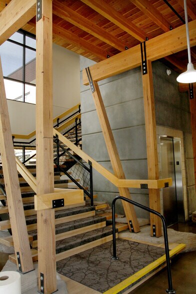 More Photos Of 5200 Hahns Peak Dr, Loveland Medical For Lease