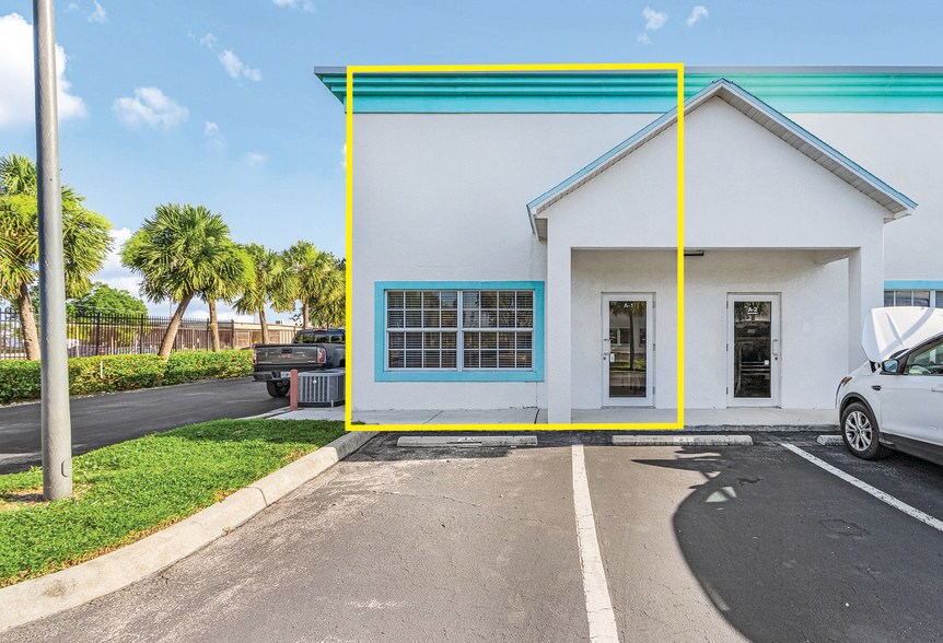 More Photos Of 3550 Work Dr, Fort Myers Industrial For Sale