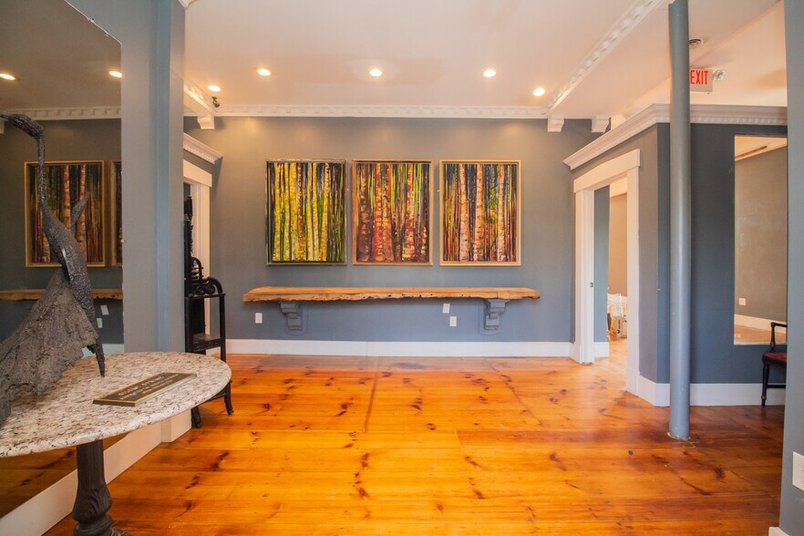 More Photos Of 368 Main St, Southbridge Loft Creative Space For Lease