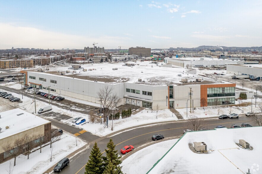 More Photos Of 235 Rue Isabey, Montréal Warehouse For Lease