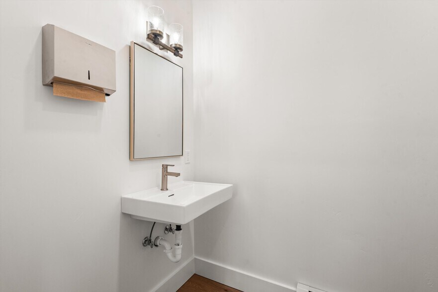 More Photos Of 189 Basalt Center Cir, Basalt Office For Sale