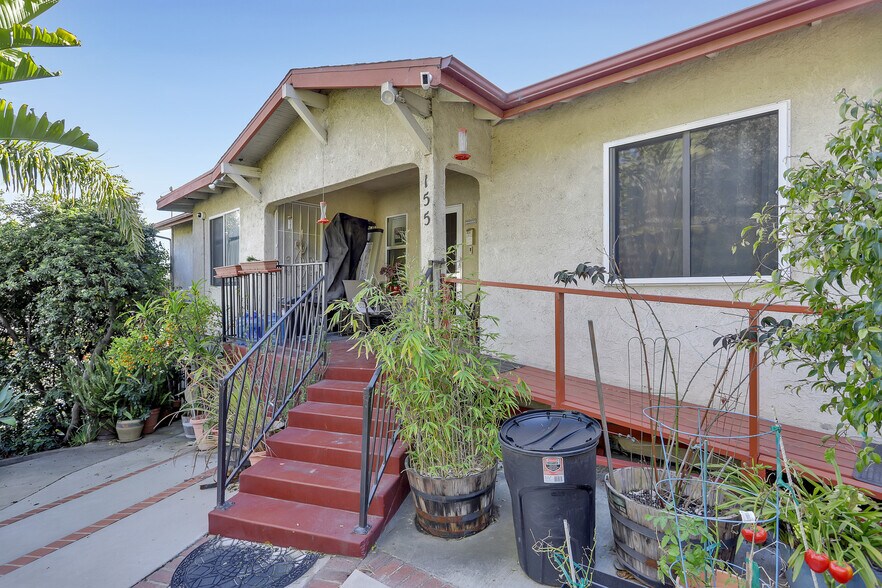 More Photos Of 153-157 W Channel Rd, Santa Monica Apartments For Sale