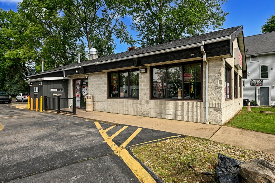 More Photos Of 2160 East Ave, Akron Restaurant For Sale